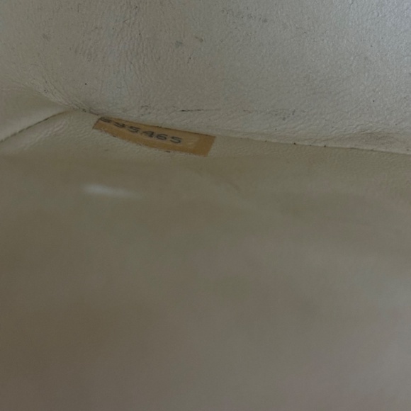 Vintage Beige Flap Chanel Bag - Picture 10 of 10